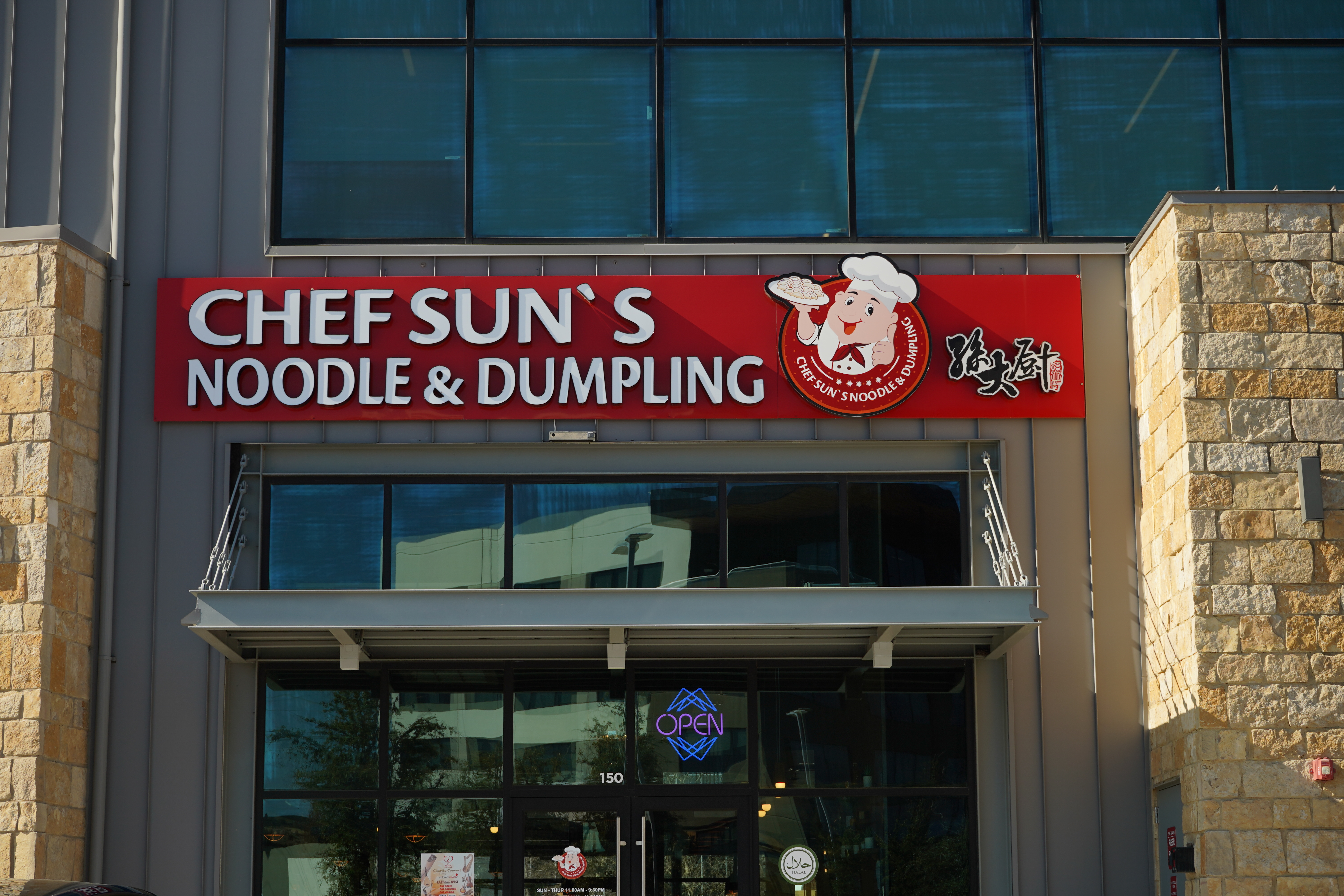 Chef Sun's Noodle & Dumpling storefront